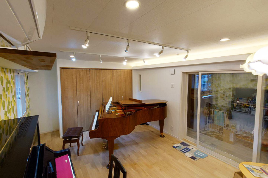 木製ピアノマンショングランドピアノ防音室